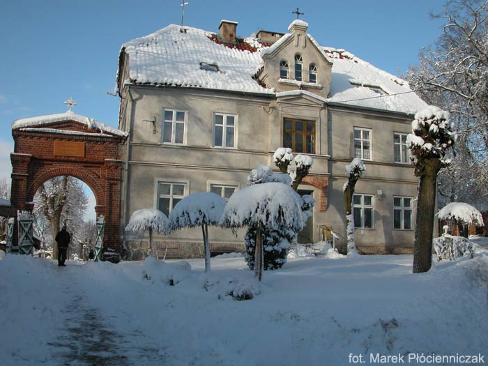 budynek nr 1 przy ulicy A.Mickiewicza , dawniej szpital