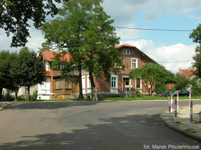 wiekowy dom przy ulicy Wojska Polskiego