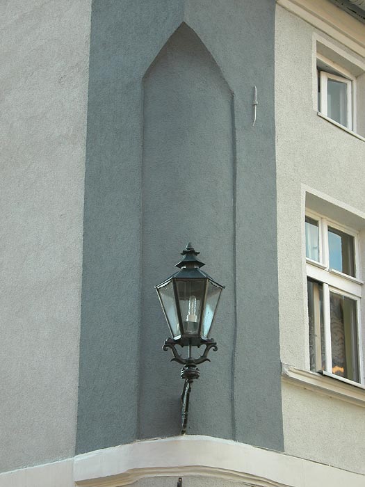 staromiejska latarnia - ul. Słowackiego