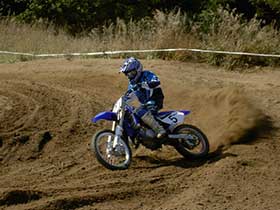 motocross - październik 2005 - Oskar Pieniążek fot.Małgorzata Kępińska