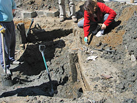 Badania archeologiczne studni fot.Krzysztof Majcher