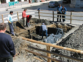 Badania archeologiczne studni fot.Krzysztof Majcher