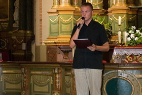 KONCERT MUZYKI I POEZJI w ramach XIV Spotkań Krajowego Funduszu na rzecz Dzieci na Kresach Rzeczypospolitej, Reszel 2008.
 fot.Krzysztof Majcher