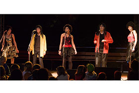 Dni Reszla 2008 - Farma z repertuarem Boney M
 fot.Krzysztof Majcher