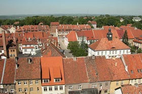 widok na starówkę z wieży zamkow ..., fot.  Marek Płócienniczak
