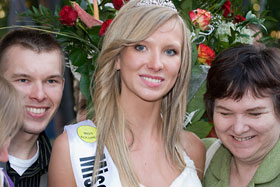 Miss Warmii i Mazur 2008 - Małgorzata Grzelak z rodziną
 fot.Krzysztof Majcher