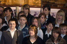 Gimnazjum i przyjaciele - koncertują 5 kwietnia 2009 r. fot.Krzysztof Majcher