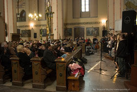 Gimnazjum i przyjaciele - koncertują 5 kwietnia 2009 r. fot.Krzysztof Majcher