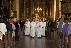 Uroczystość zakończenia Misji Świętych w parafii Św. Piotra i Pawła w Reszlu - 20 września 2009 r.
 fot.Krzysztof Majcher