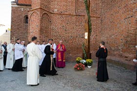 Uroczystość zakończenia Misji Świętych w parafii Św. Piotra i Pawła w Reszlu - 20 września 2009 r.
 fot.Krzysztof Majcher