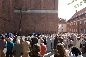 Uroczystość zakończenia Misji Świętych w parafii Św. Piotra i Pawła w Reszlu - 20 września 2009 r.
 fot.Krzysztof Majcher