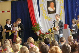 3 kwietnia 2009 w Szkole Podstawowej nr 3 w Reszlu
 fot.Danuta Baten.