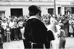 Reszenalia 1981 - Krolewska para zaprasza do tanca... fot.Jolanta Grzyb