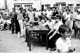 Reszenalia 1981 - Za stolem Helena Jakubowska, Zbigniew Prak (chyba), w ciemnych okularach Roman Bejnar (pozdrawiam :-) ) fot.Jolanta Grzyb