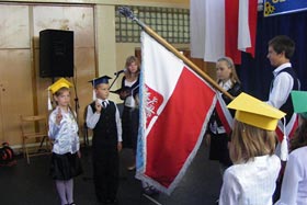 Uroczyste ślubowanie na sztandar szkoły