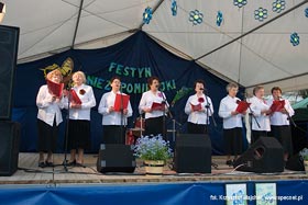 koncert w wykonaniu reszelskich Seniorek fot.Krzysztof Majcher