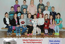 IIA - wychowawca -  p. Joanna Piskosz
 fot. MAWI FOTOGRAFIA SZKOLNA