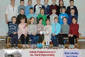 IIIB - wychowawca - p. Dorota Choromańska
 fot. MAWI FOTOGRAFIA SZKOLNA