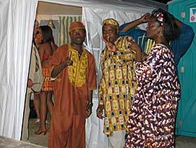 Dni Reszla 2005 - Jubmo Africa (przed wyjściem na scenę)