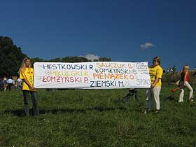 Motocross wrzesień 2005 - publicznośc nie zawiodła "Lećcie z wiatrem, skaczcie wysoko a bedzie SPOKO"