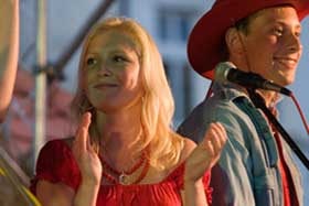 Dożynki Gminne - Reszel 2007, Farma - Ola Michalak, Wojtek Petz,