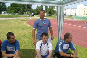 Tadeusz Boksiński z Andrzejem Dmowskim w namiocie tworzenia grup