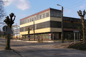 Zakład obrabiarek do drewna i płyt wiórowych - REMA S.A.