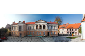 Dziedziniec dawnego Kollegium Jezuickiego