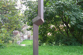 Foto. 11. Tajemniczy element pomnikowy
