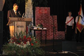 25 czerwca 2004 r.