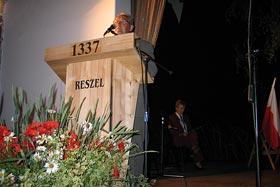 25 czerwca 2004 r.