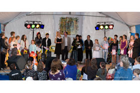 XVI Reszelski Festiwal Piosenki - Jury z nagrodzonymi wykonawcami