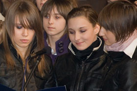 Gimnazjum i przyjaciele - koncertują 5 kwietnia 2009 r.
