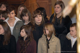 Gimnazjum i przyjaciele - koncertują 5 kwietnia 2009 r.