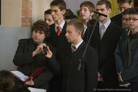 Gimnazjum i przyjaciele - koncertują 5 kwietnia 2009 r.