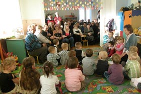 Świeto Babci i Dziadka w grupie maluchów