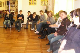 widać skupienie na twarzyczkach uczestników warsztatów