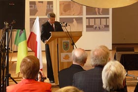 Burmistrz Reszla Zdzisław Szypulski.