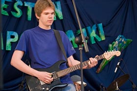 ACRE, gitara elektryczna – Mateusz Konopnicki