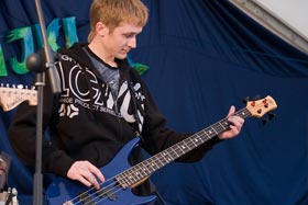 ACRE, gitara basowa – Marcin Zych