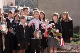 Marsz milczenia w hołdzie ofiarom tragedii smoleńskiej
