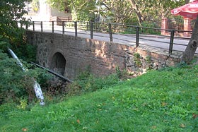 Widok mostu Niskiego od strony mostu Wysokiego.